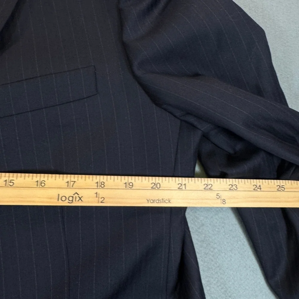 Brooks Brothers 1818 Madison Mens 44S Navy Blue Pinstripe 100% Wool Blazer Italy - Picture 5 of 8
